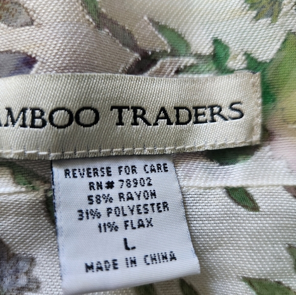 Bamboo Traders ultra feminine, floral, double pocket, sheer, button blouse, L - Picture 7 of 8